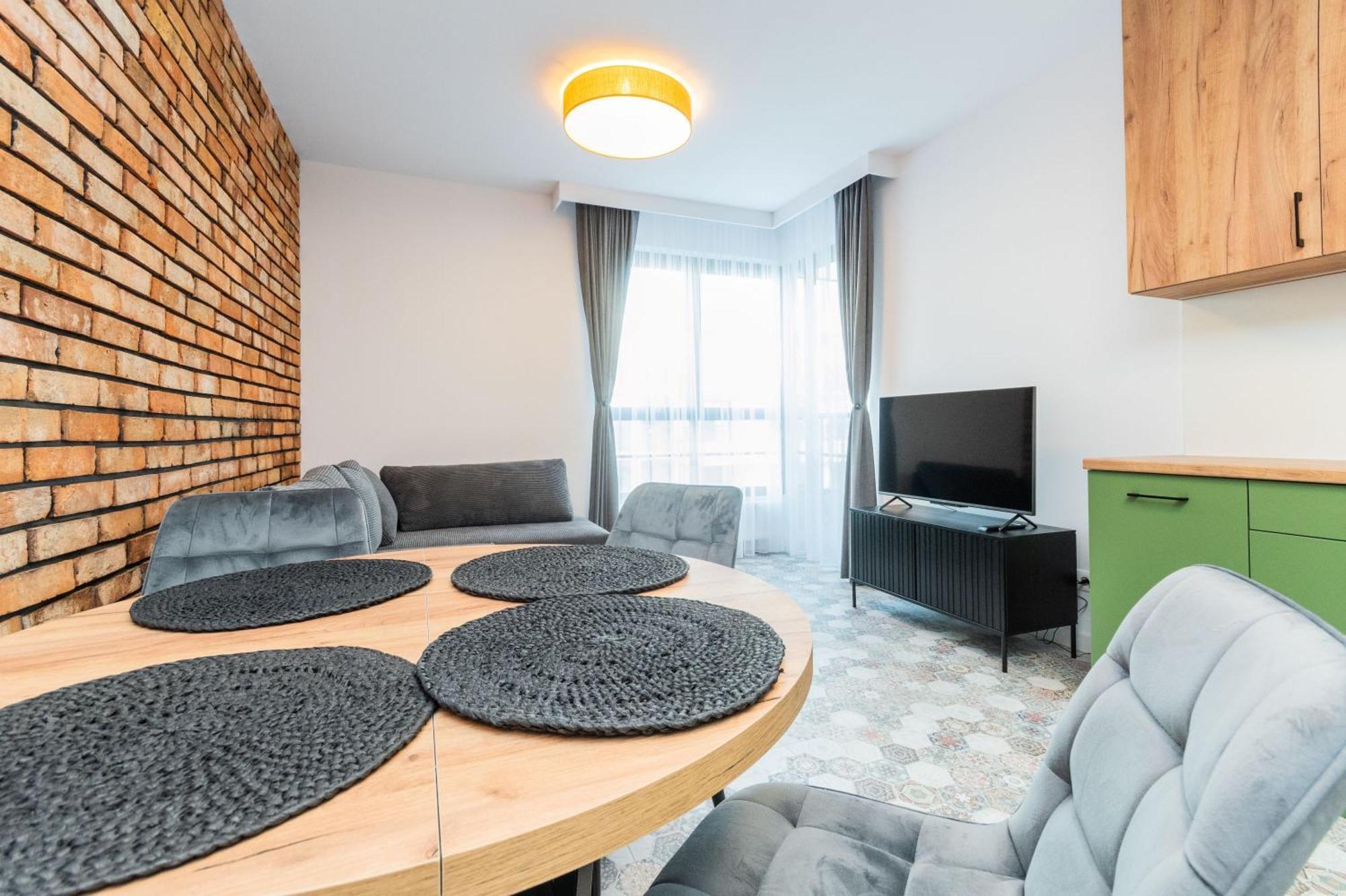 Grand Apartments - Doki Living & Foodhall Gdansk Luaran gambar