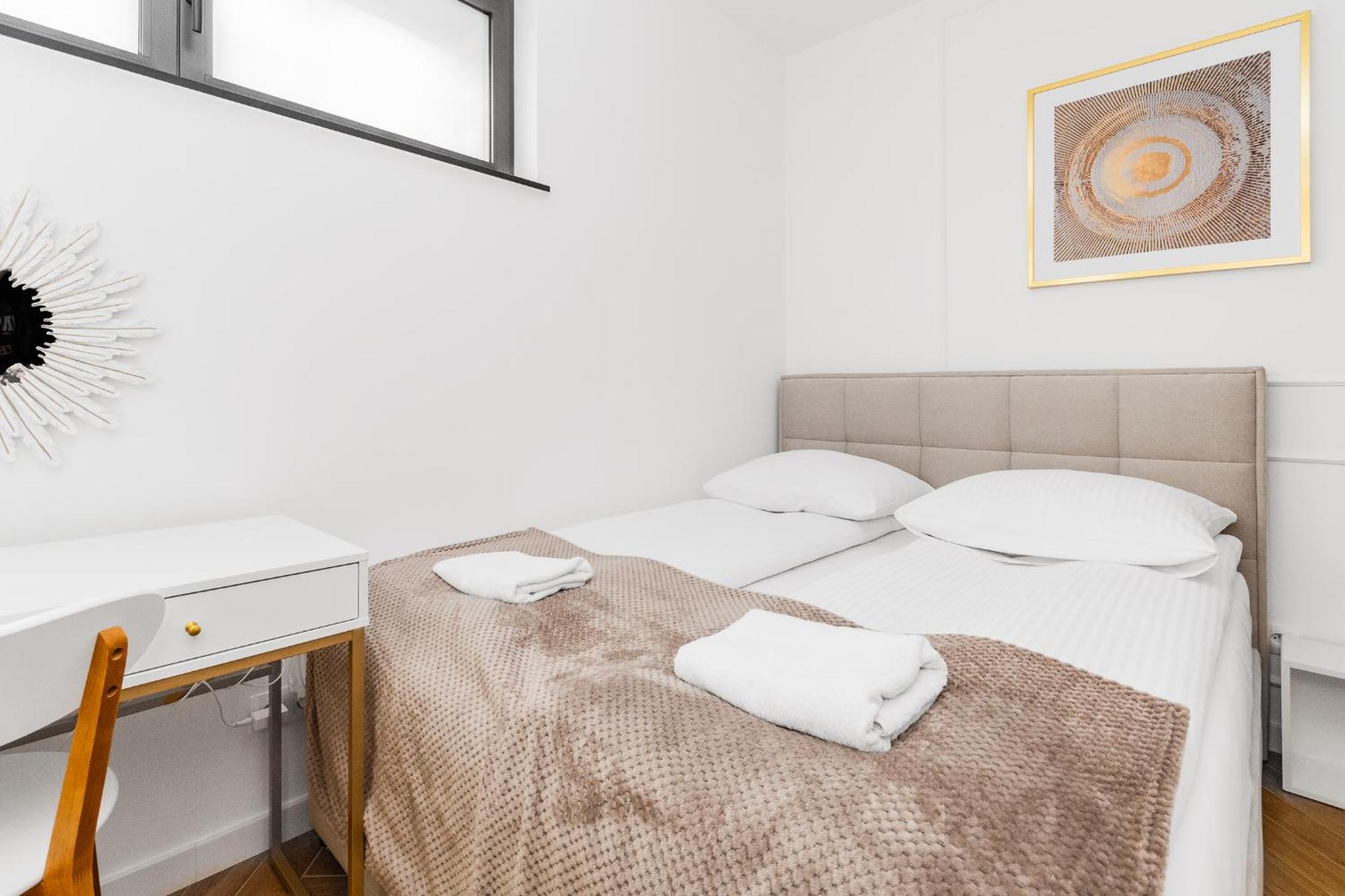 Grand Apartments - Doki Living & Foodhall Gdansk Luaran gambar